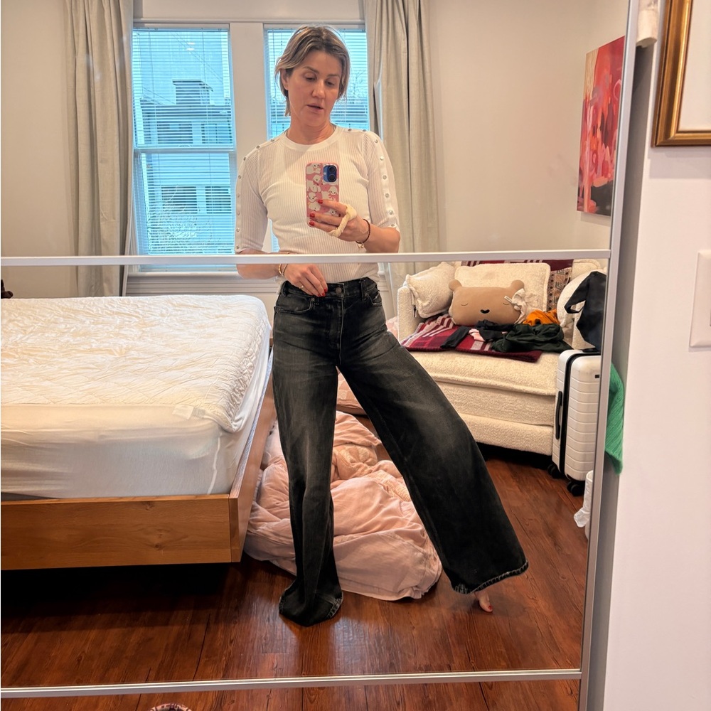 💯 Authentic Celine Wesley jeans in black ice rinse wash denim. - Picture 9 of 9